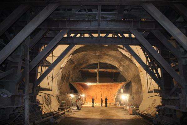 室内定位的“地下应用”：保障隧道施工人员安全