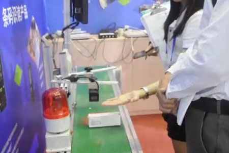 流水线扫描条码自动分拣技术与工业扫码器的选型？