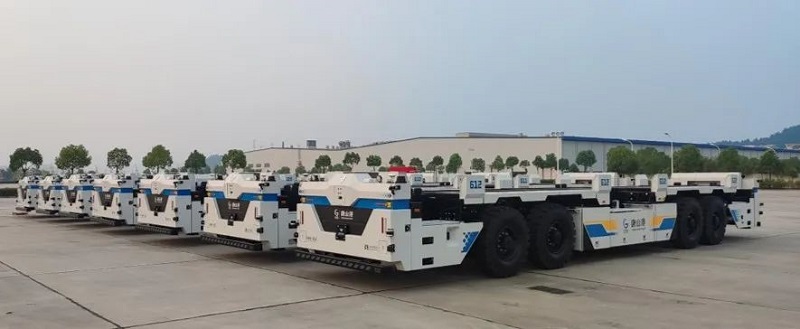 经纬恒润第三代重载自动驾驶运输车批量交付唐山港客户