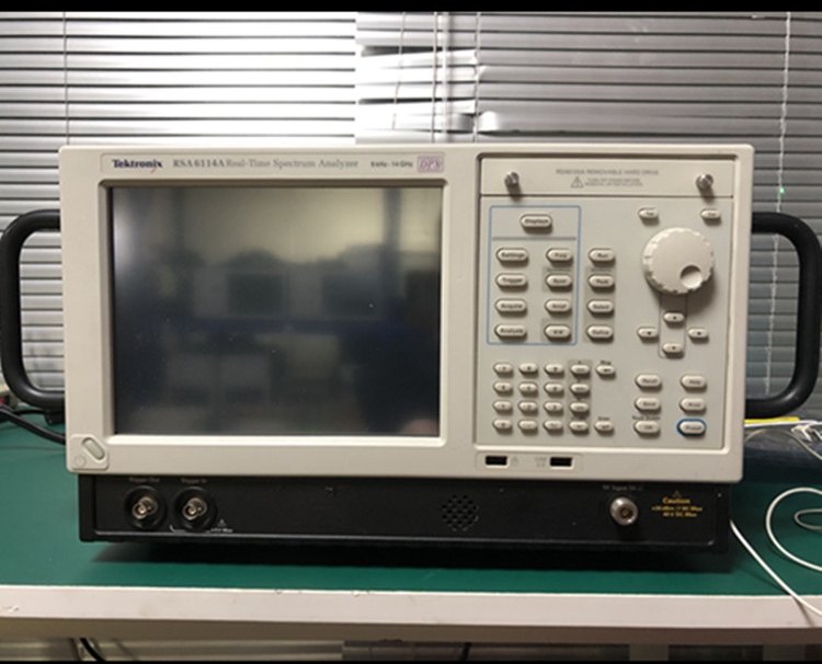 泰克RSA6114A频谱分析仪