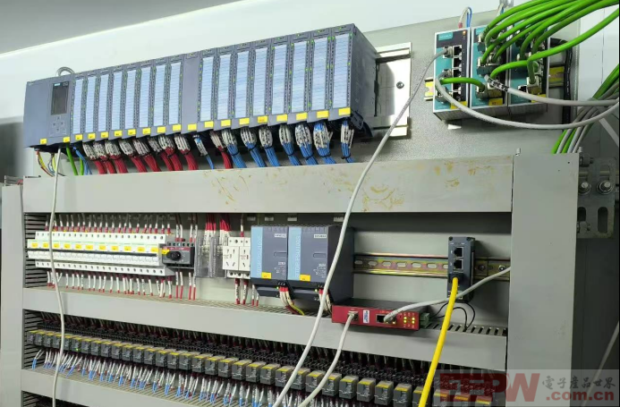 Modbus485转profinet网关接RAC400 程控电源与PLC通讯1112.png