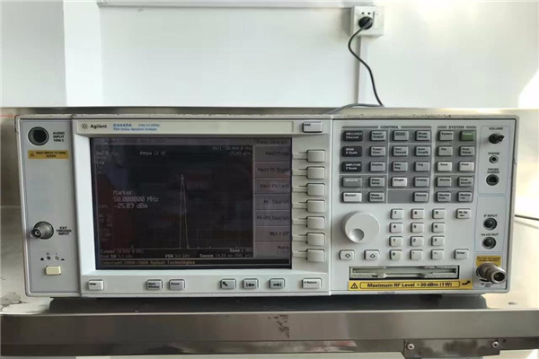 Agilent安捷伦E4445A频谱分析仪
