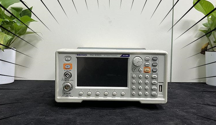 Tektronix TSG4104A射频矢量信号发生器