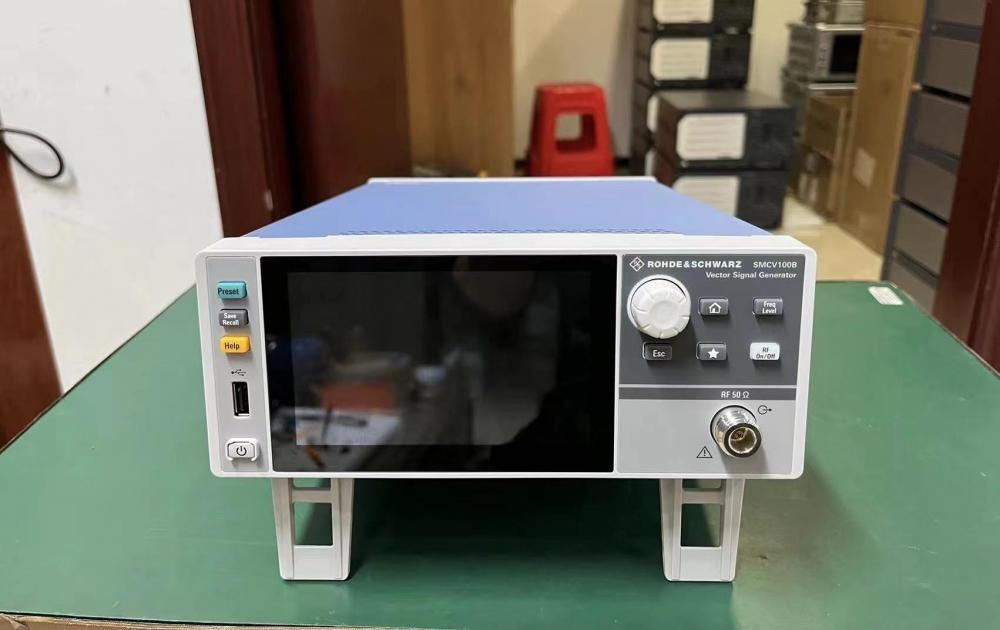 罗德与施瓦茨SMCV100B矢量信号发生器