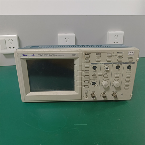 tektronix泰克TDS220数字示波器 100 MHz
