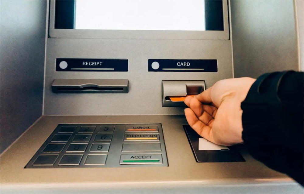 ATM机素材.png