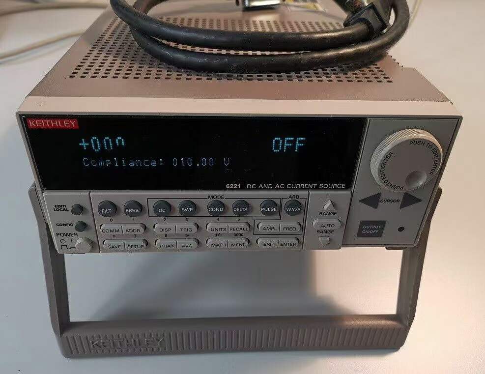 KEITHLEY6221交流直流电流源