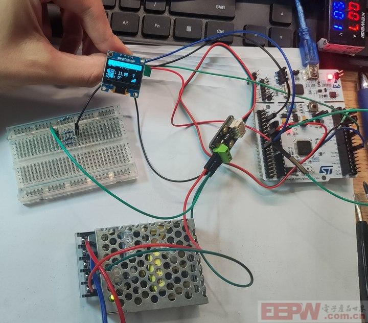 ina219_power_12V_oled.jpg