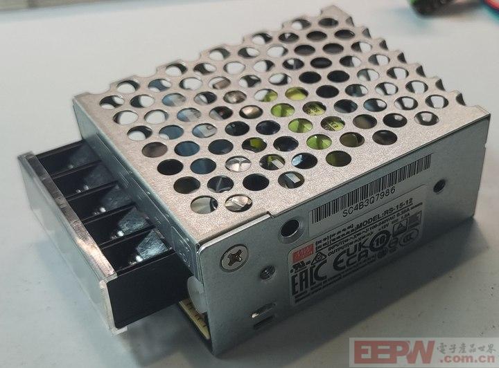 power_supply_12V_top_view.jpg