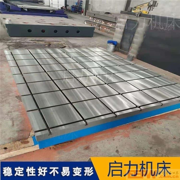 试验台铁地板的结构设计与承载能力是不可忽视