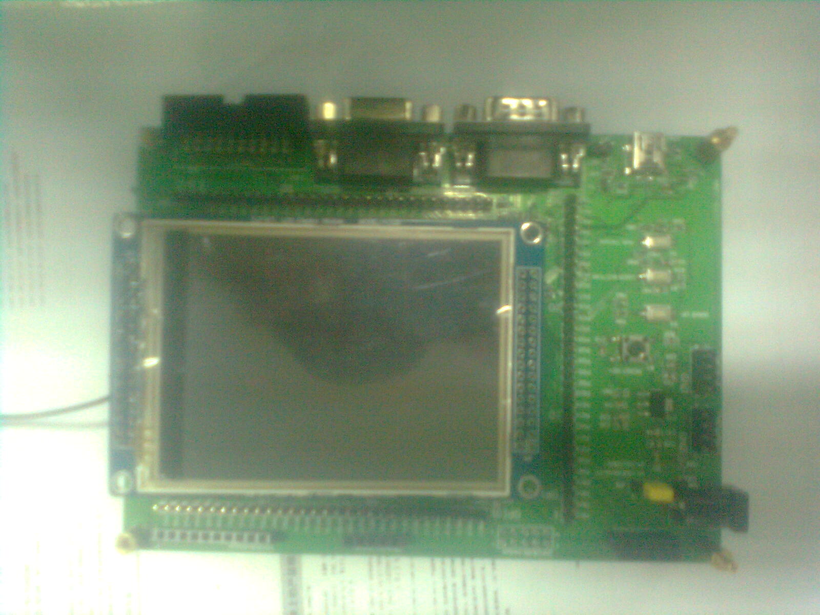 带显示屏的STM32系统板